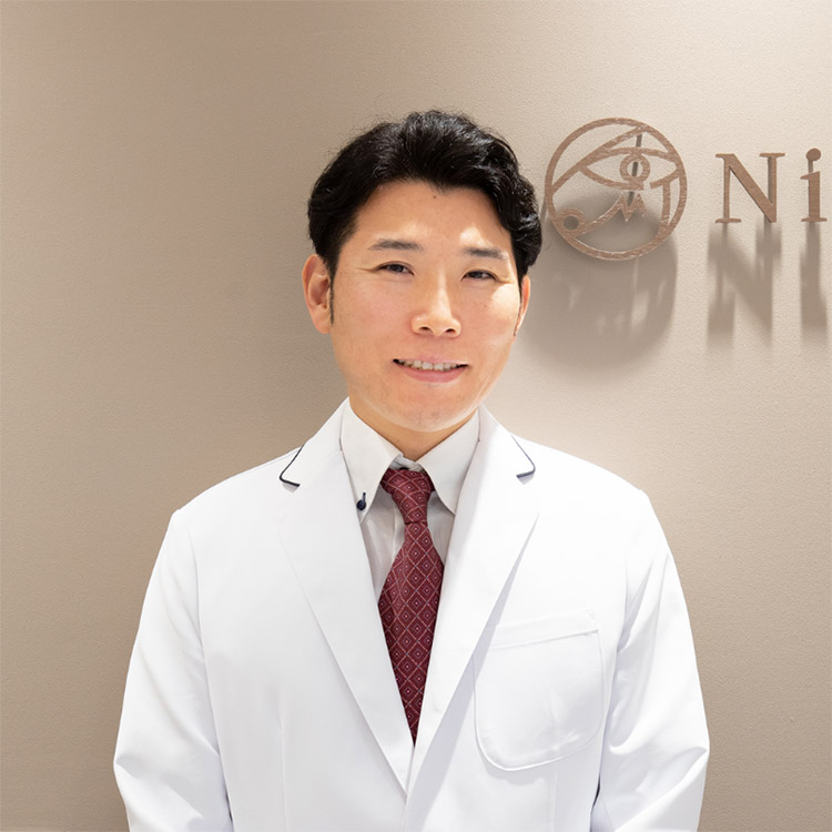 院長　岡本 全弘