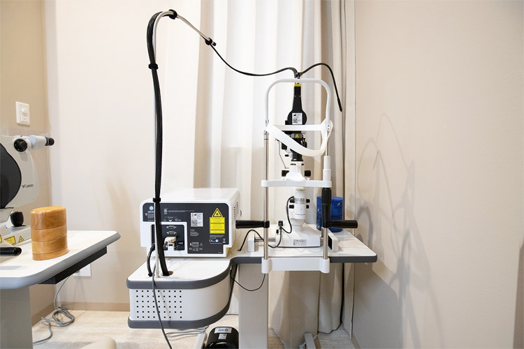 網膜レーザー光凝固装置