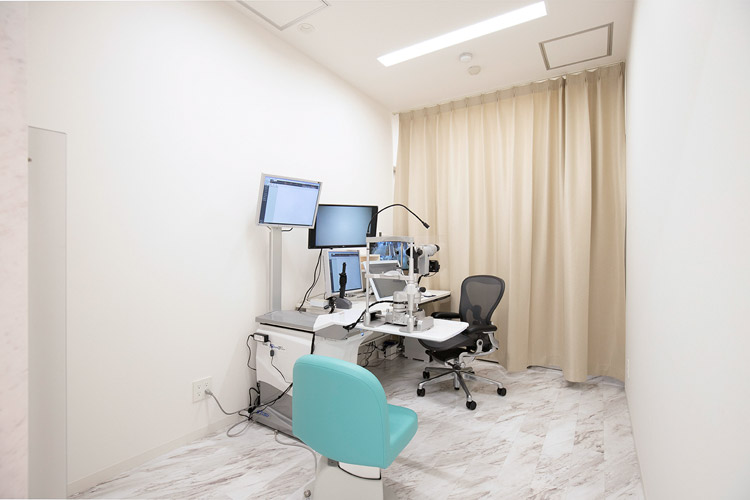 診察室1